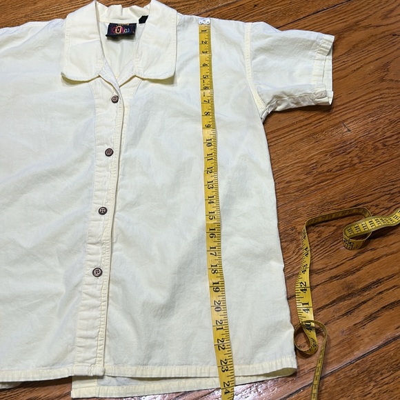 Conga Line Caribbean Soul vintage pale yellow button front blouse. Size Medium - Picture 8 of 8
